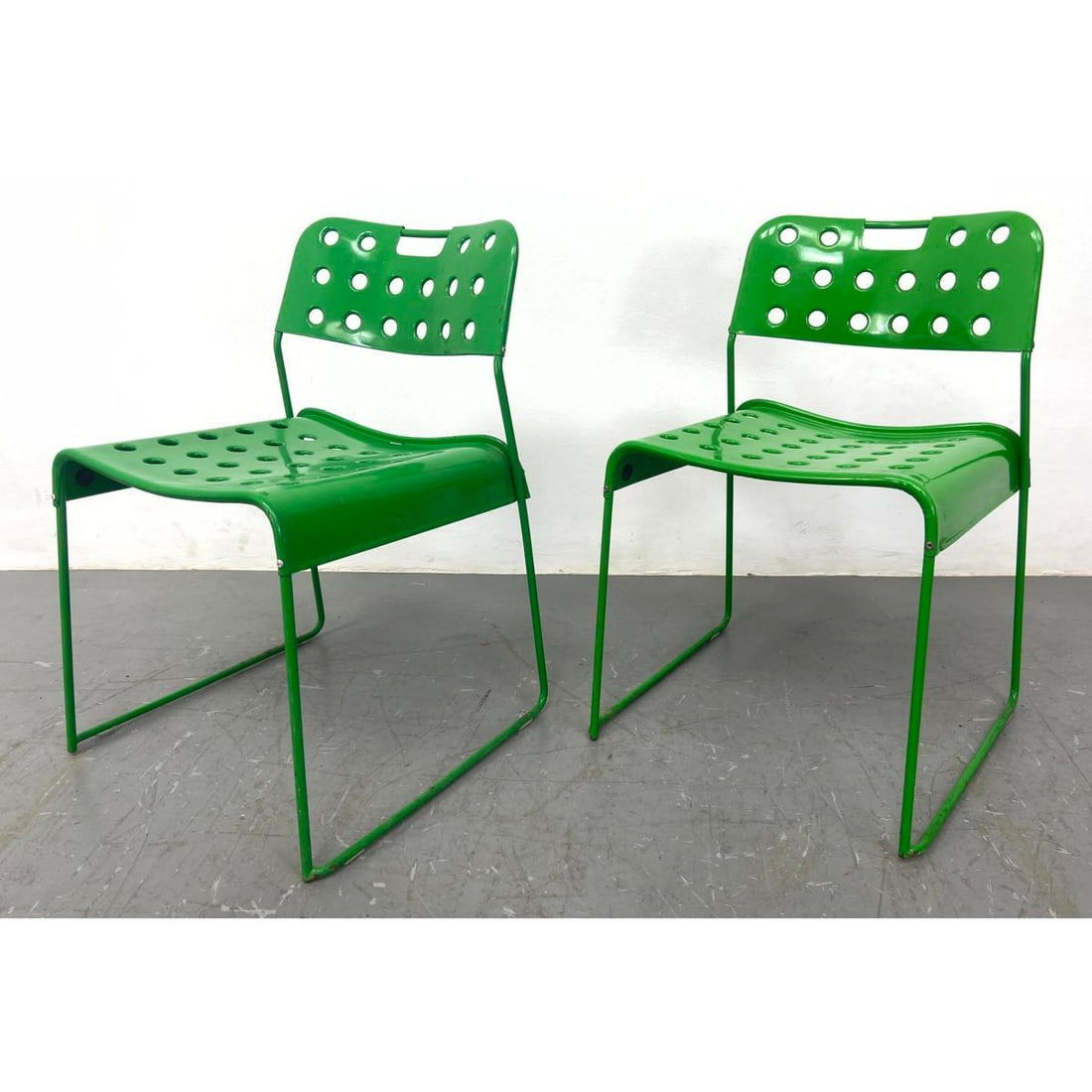 Pr BIEFFEPLAST Italy Steel Side Chairs. Modernist Italian design. Green Finish. Designed by RODNEY K