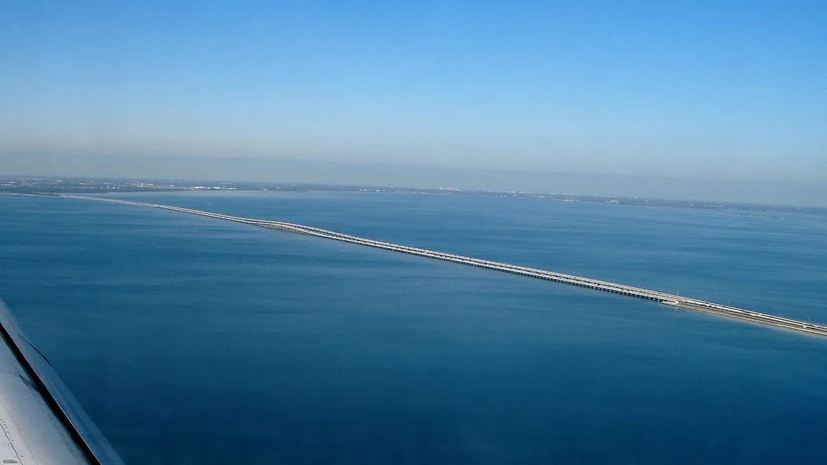 Costs for Tampa-St. Petersburg bridge rise to $814M | Construction Dive