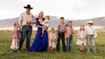 The Neelemans, from left: Lois, 5, Daniel, 35, Flora, 6 months, Hannah, 34, Mabel, 2, Martha, 3, Henry, 12, George, 9, Frances, 7, Charles, 10