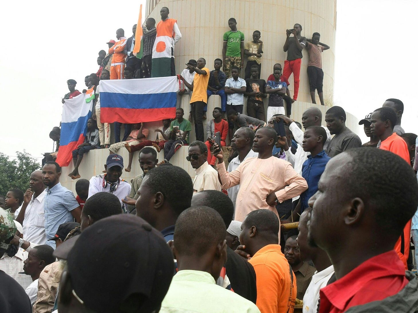 Nigerien Protesters Demand that French Soldiers Get Out Of Their Country -  19.09.2022, Sputnik International
