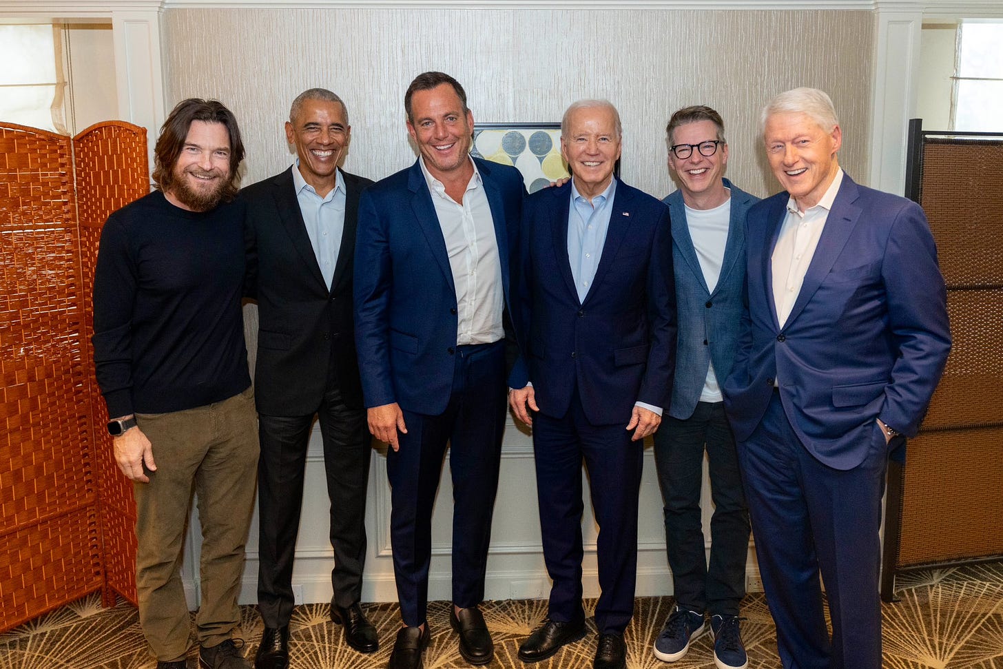 Libby Cathey on X: "From left to right: Jason Bateman, Barack Obama, Will  Arnett, Joe Biden, Sean Hayes, Bill Clinton The three presidents taped an  interview for the actors' @SmartLess podcast ahead