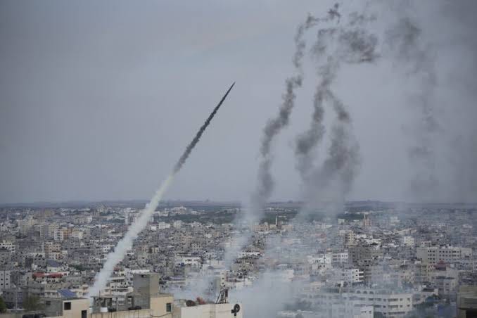 Hamas launches mass ROCKET ATTACK on Israel's Ashkelon city after ...