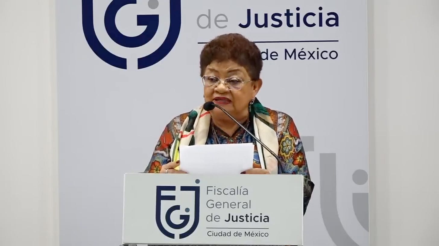 Ernestina Godoy Ramos, exfiscal de la Ciudad de México, en conferencia de prensa el 10 de noviembre de 2023. Godoy rechazó la veracidad de un reportaje de The New York Times sobre presunto espionaje de la Fiscalía a figuras políticas como Lilly Téllez García, Santiago Taboada Cortina, Higinio Martínez Miranda y Alessandra Rojo de la Vega. Ernestina Godoy Ramos, exfiscal de la Ciudad de México, en conferencia de prensa el 10 de noviembre de 2023. Godoy rechazó la veracidad de un reportaje de The New York Times sobre presunto espionaje de la Fiscalía a figuras políticas como Lilly Téllez García, Santiago Taboada Cortina, Higinio Martínez Miranda y Alessandra Rojo de la Vega.