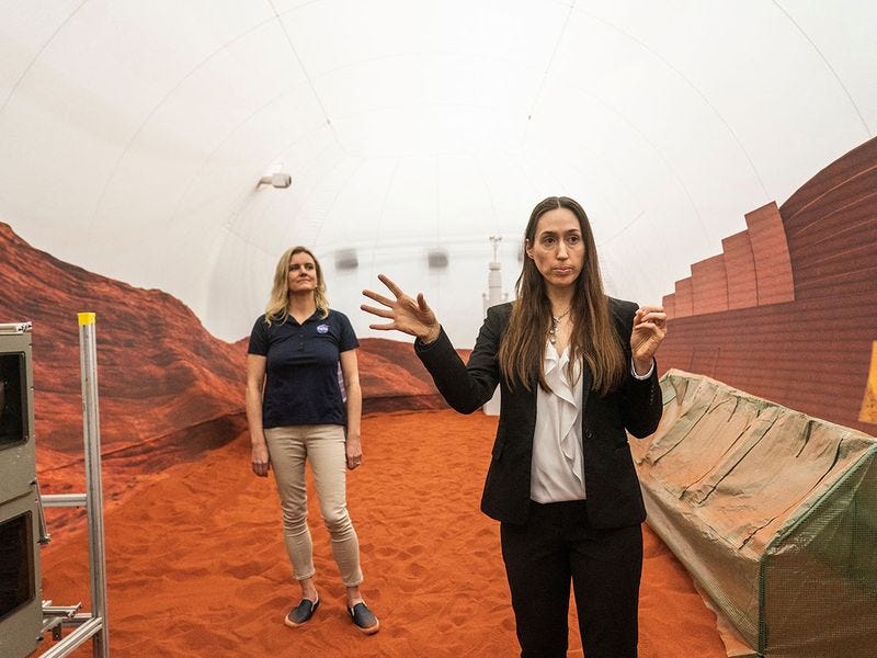 NASA unveils 'Mars' habitat for year-long experiments on Earth | Americas –  Gulf News