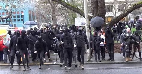 Portland Police Continue To Let Antifa Run Rampant, Refuse To Help Man ...