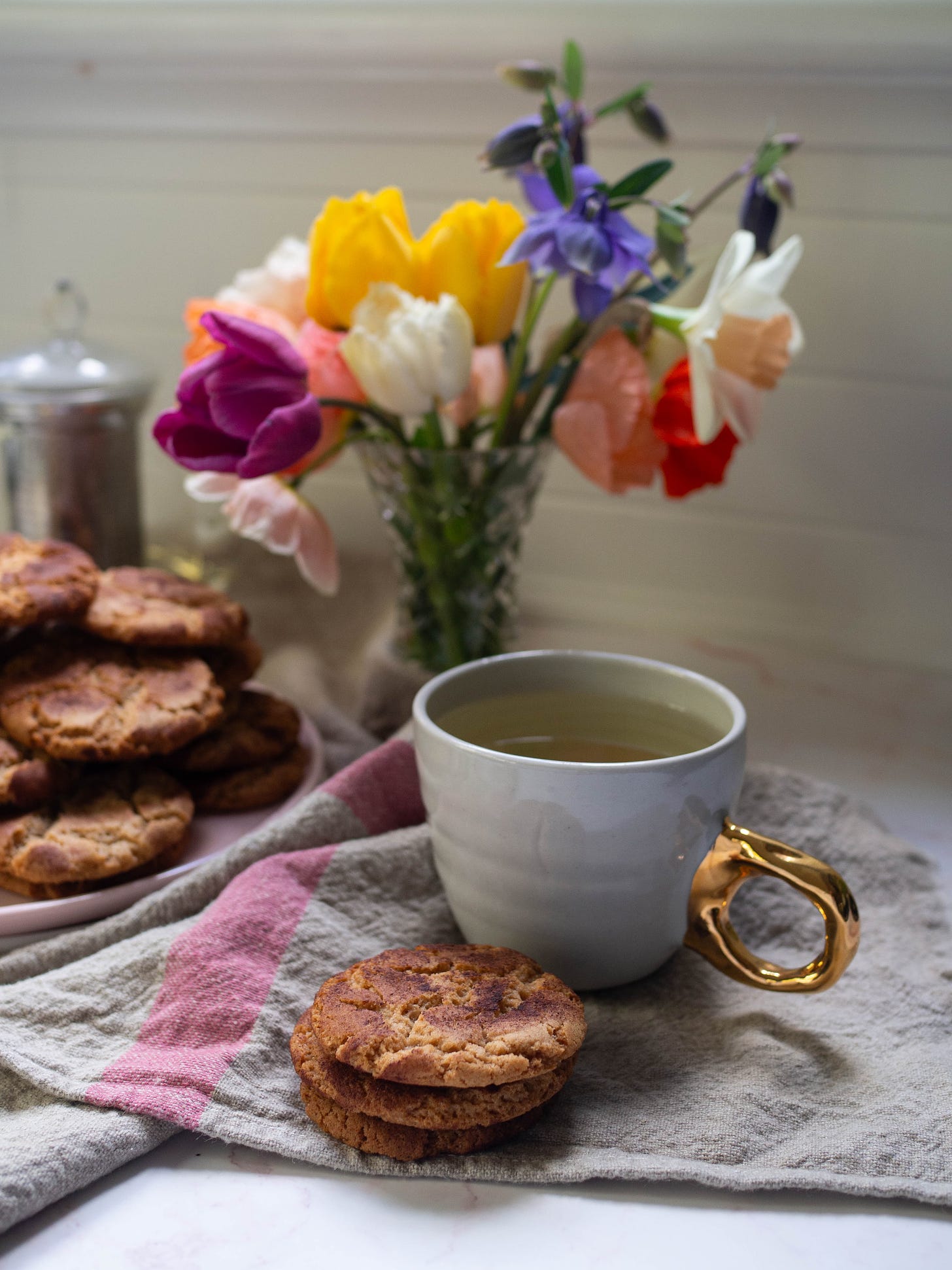 Crunchy Cinnamon Biscuits