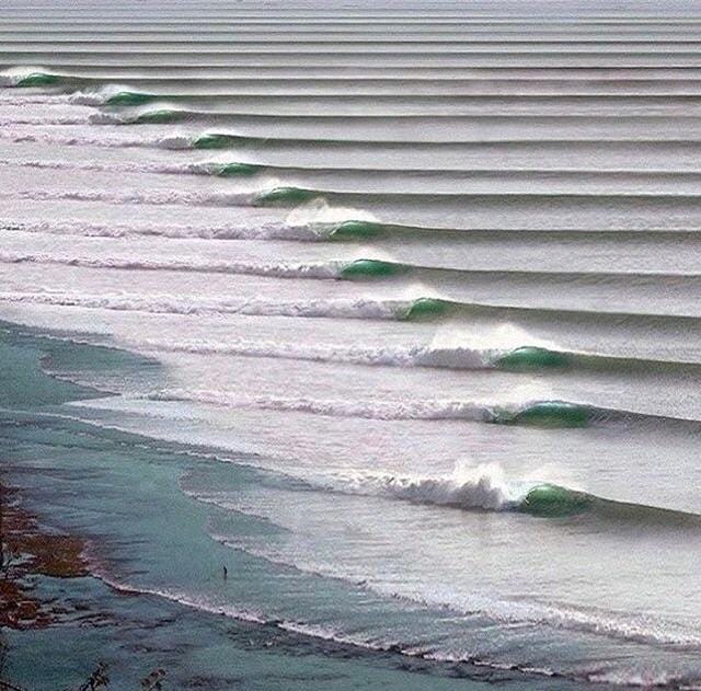 This set of waves : r/oddlysatisfying