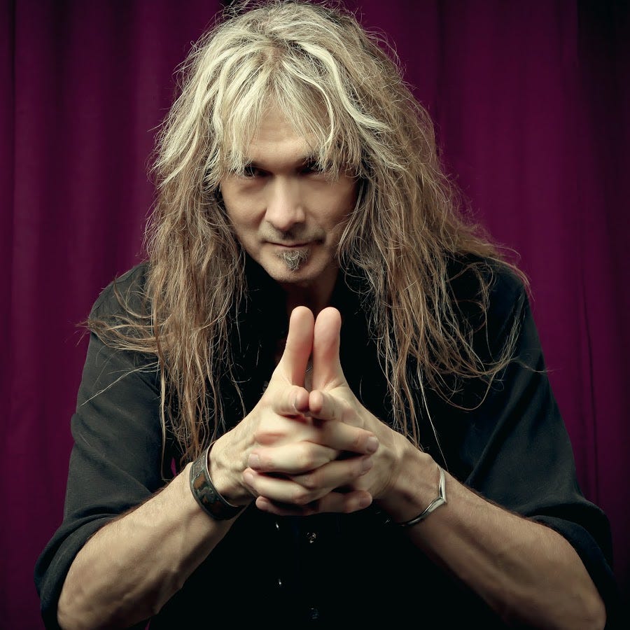 Arjen Lucassen : chroniques, biographie, infos | Metalorgie