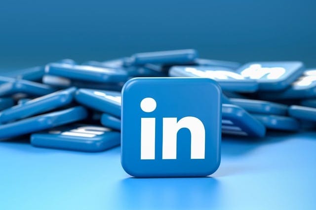 r/Multiplatform_AI - LinkedIn is integrating AI to simplify candidate searches and streamline marketing campaigns