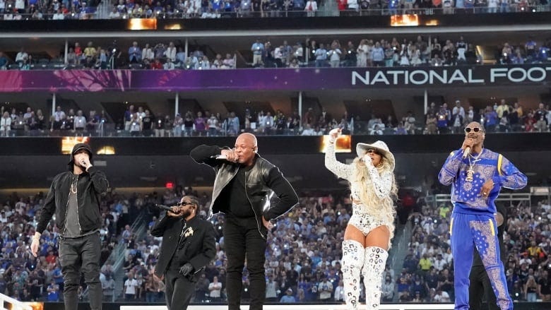 A sublime ode to old-school L.A. hip hop at the 56th Super Bowl halftime  show | CBC News