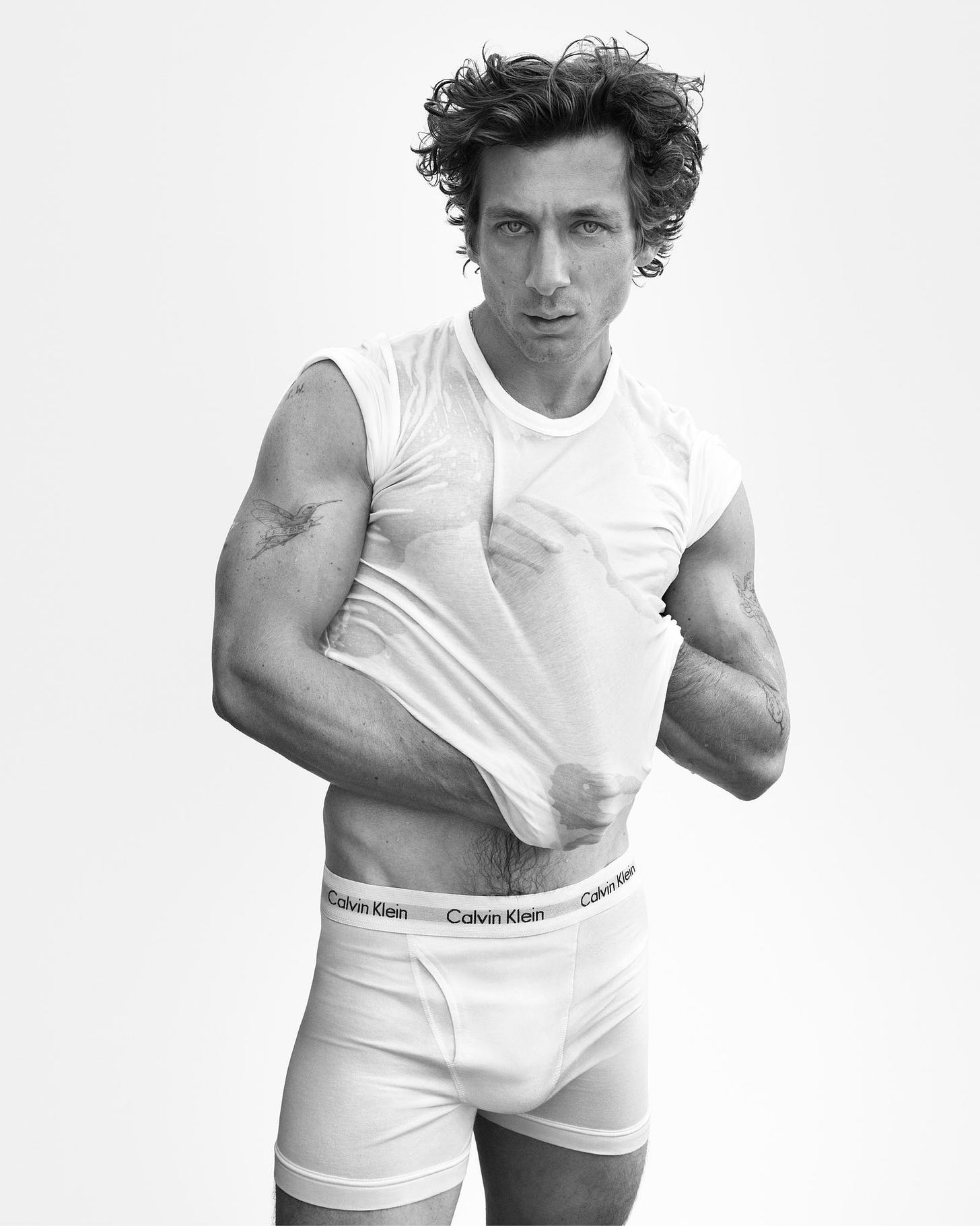 How Jeremy Allen White Prepped for His Calvin Klein Underwear Campaign | GQ
