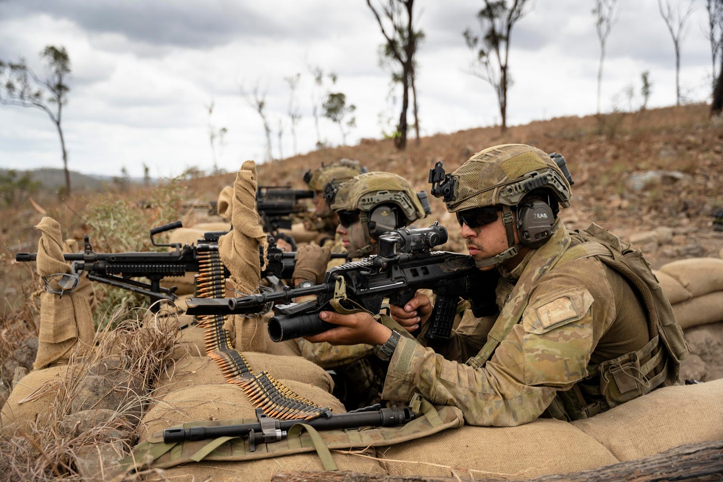 Australian Army soldiers from the 3rd Battalion, The Royal Australian  Regiment, during Exercise Maryang-San at Townsville Training Area, 03/11/21  (6000x4000) : r/MilitaryPorn