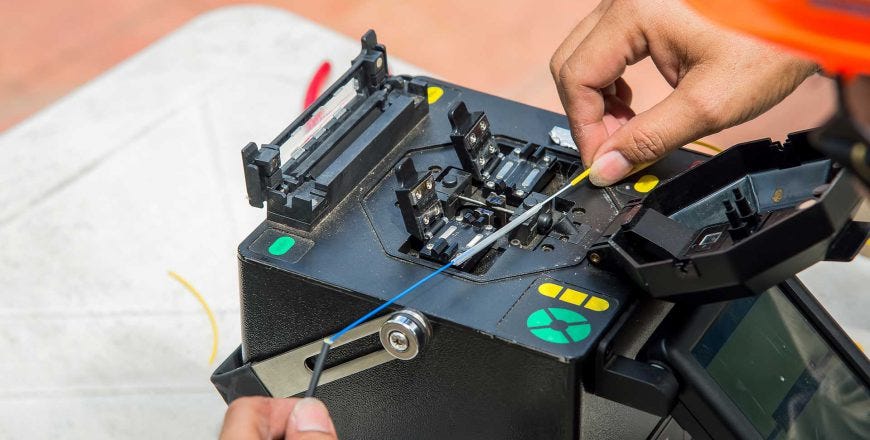 Fiber Optical Splicer – Learning Alliance Corporation