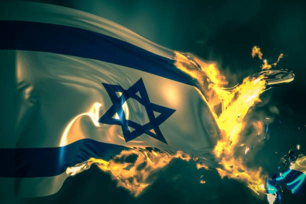 Israel Flag Burning Stock Photo - Download Image Now - Israeli Flag, Fire -  Natural Phenomenon, Israel - iStock