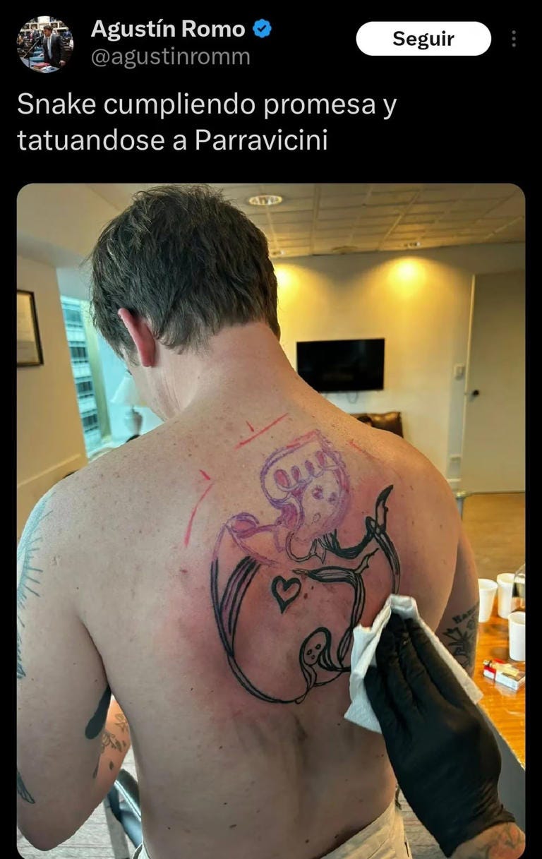 El llamativo tatuaje de Santiago Caputo, el asesor de Javier Milei, que se  volvió viral