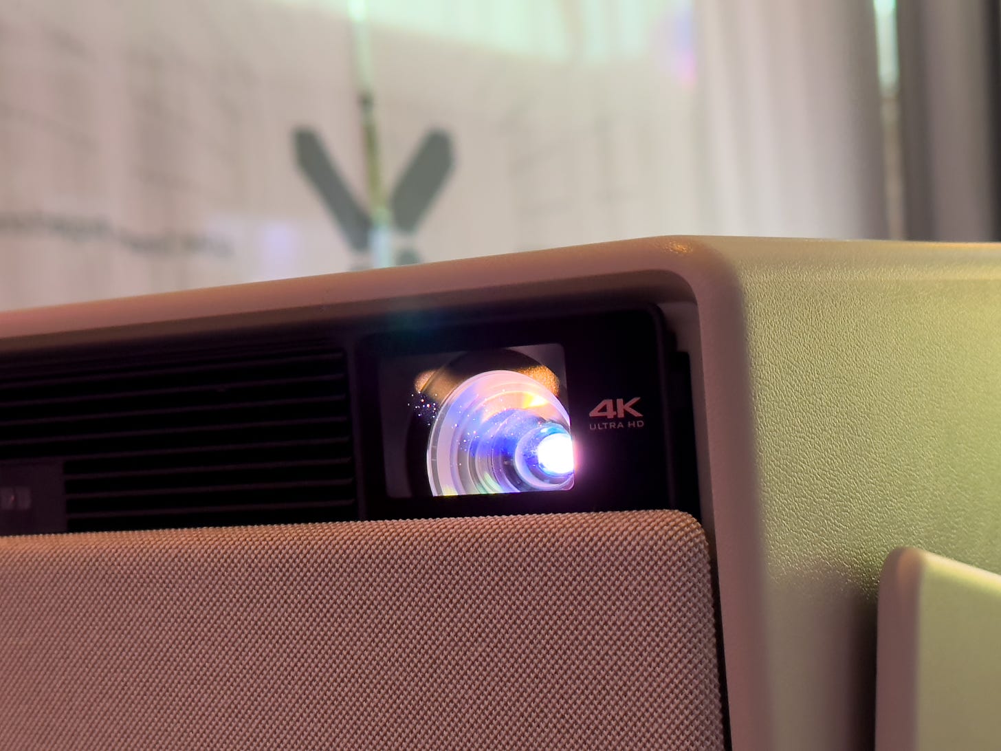 XGIMI Horizon S projector lamp