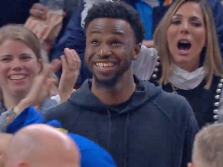 Andrew Wiggins Gets Standing O In Warriors Return, Calls Absence 'Private'  Issue