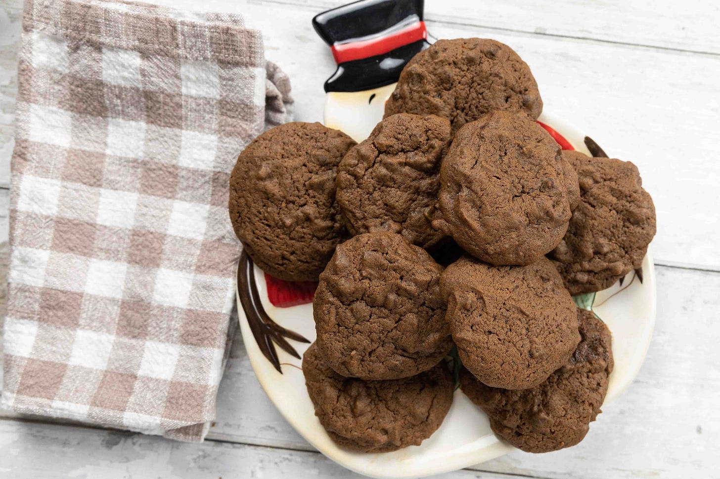 chocolate chip molasses cookies