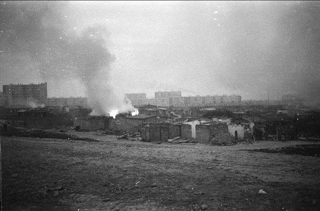 Un bidonville à Nanterre dans les années 1970 Un bidonville à Nanterre dans les années 1970