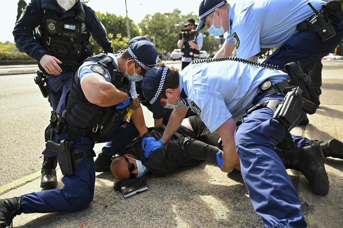 More than 250 arrested during lockdown protests in Australia - Los Angeles  Times