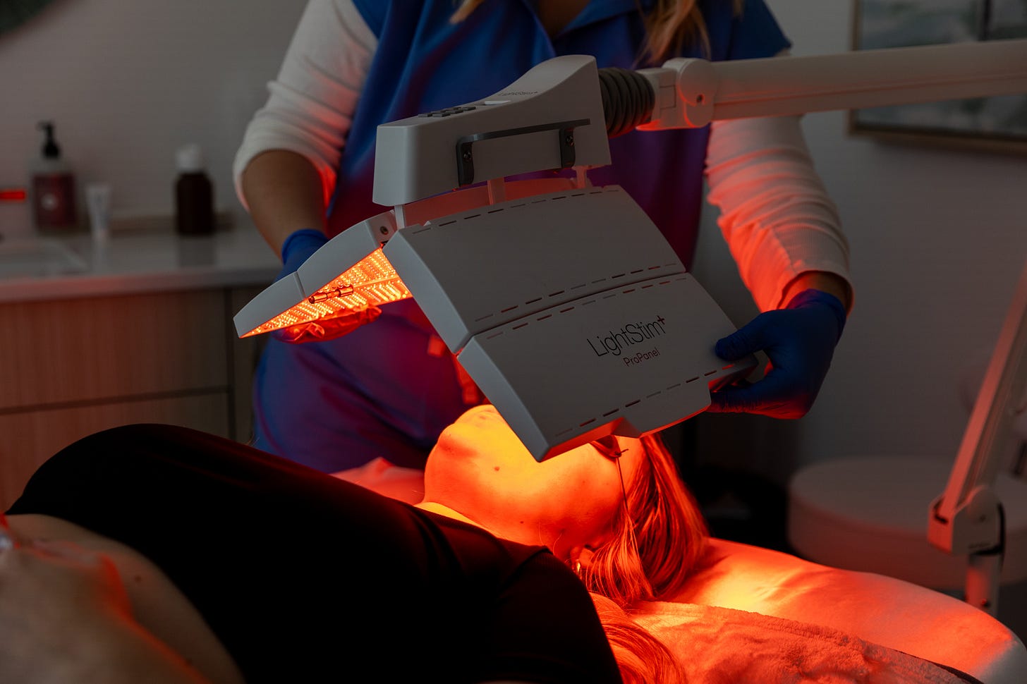 Lightstim LED Bed in Des Moines | Brightside Aesthetics by Ducharme  Dermatology
