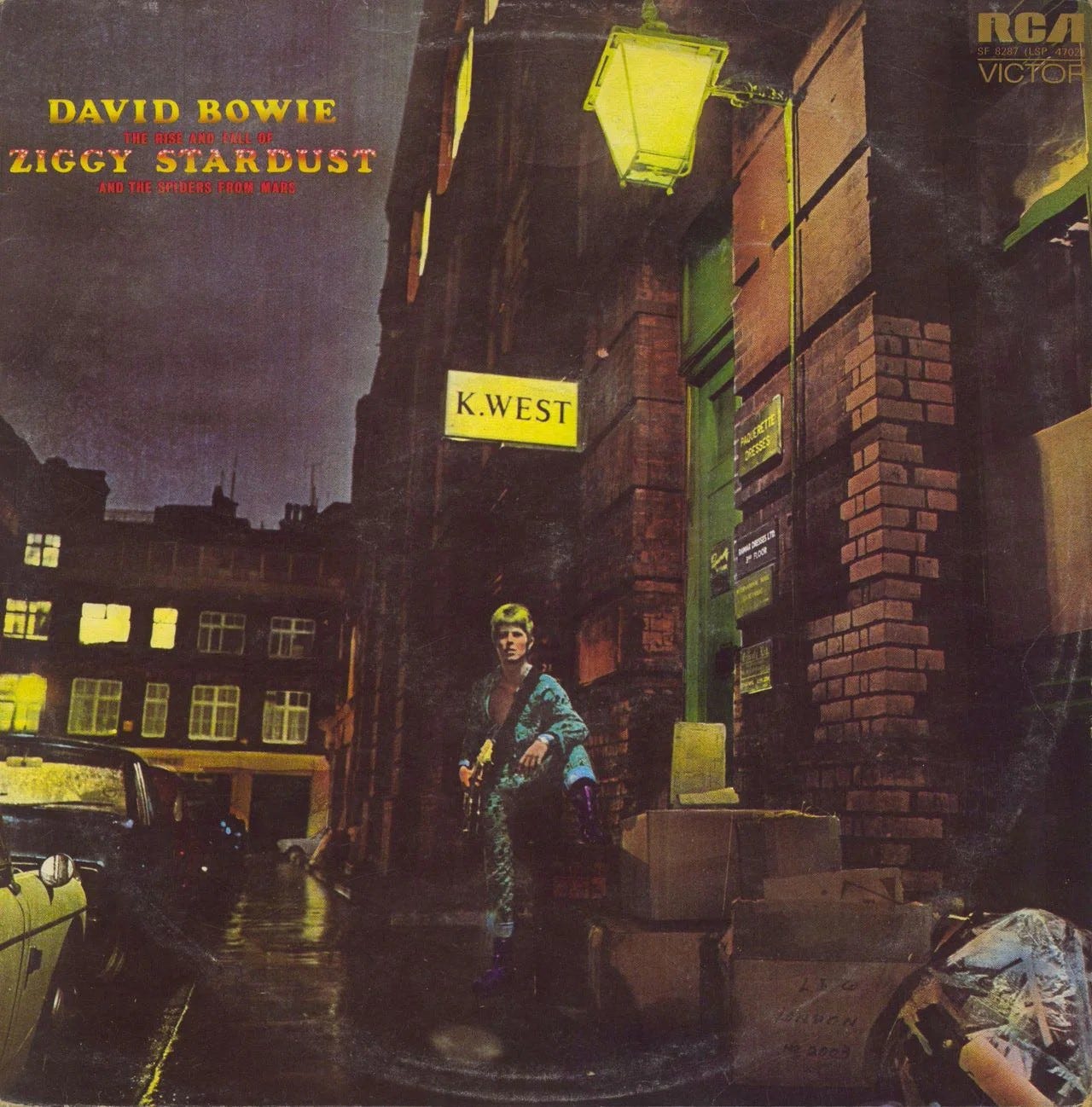 Cover of 'The Rise of Ziggy Stardust and the Spiders from Mars' by David Bowie