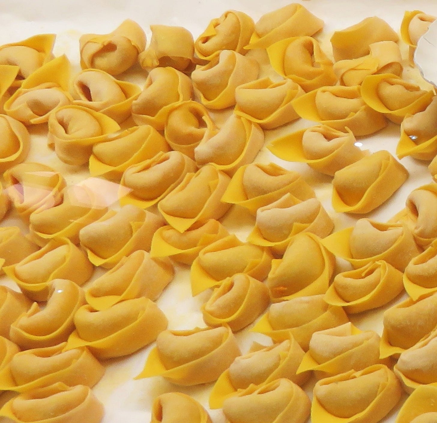 Cappelletti (pasta) - Wikipedia