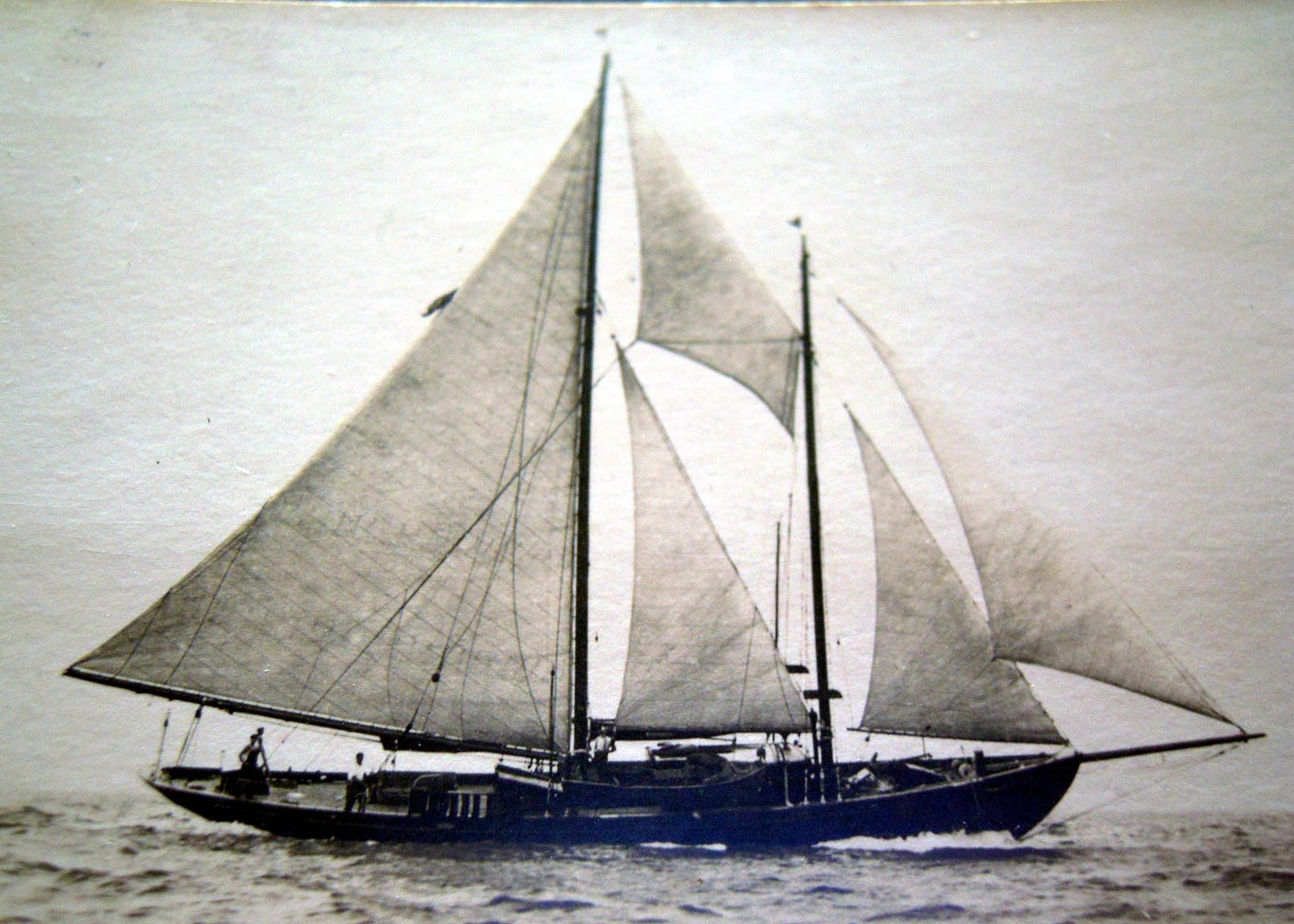 History — Schooner Ladona