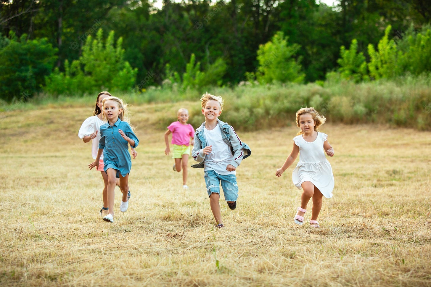 Children Running Images - Free Download on Freepik