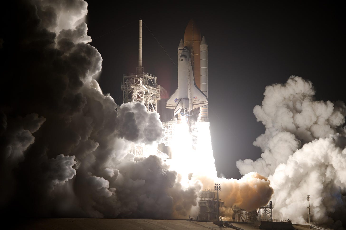 Discovery Races Toward Space | NASA