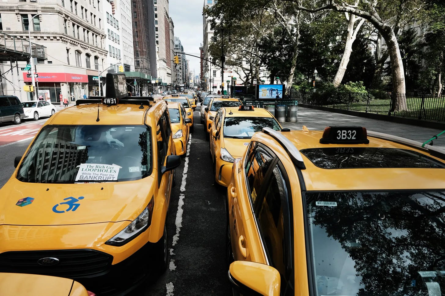 Yellow taxis in New York  (Spencer Platt/Getty images)