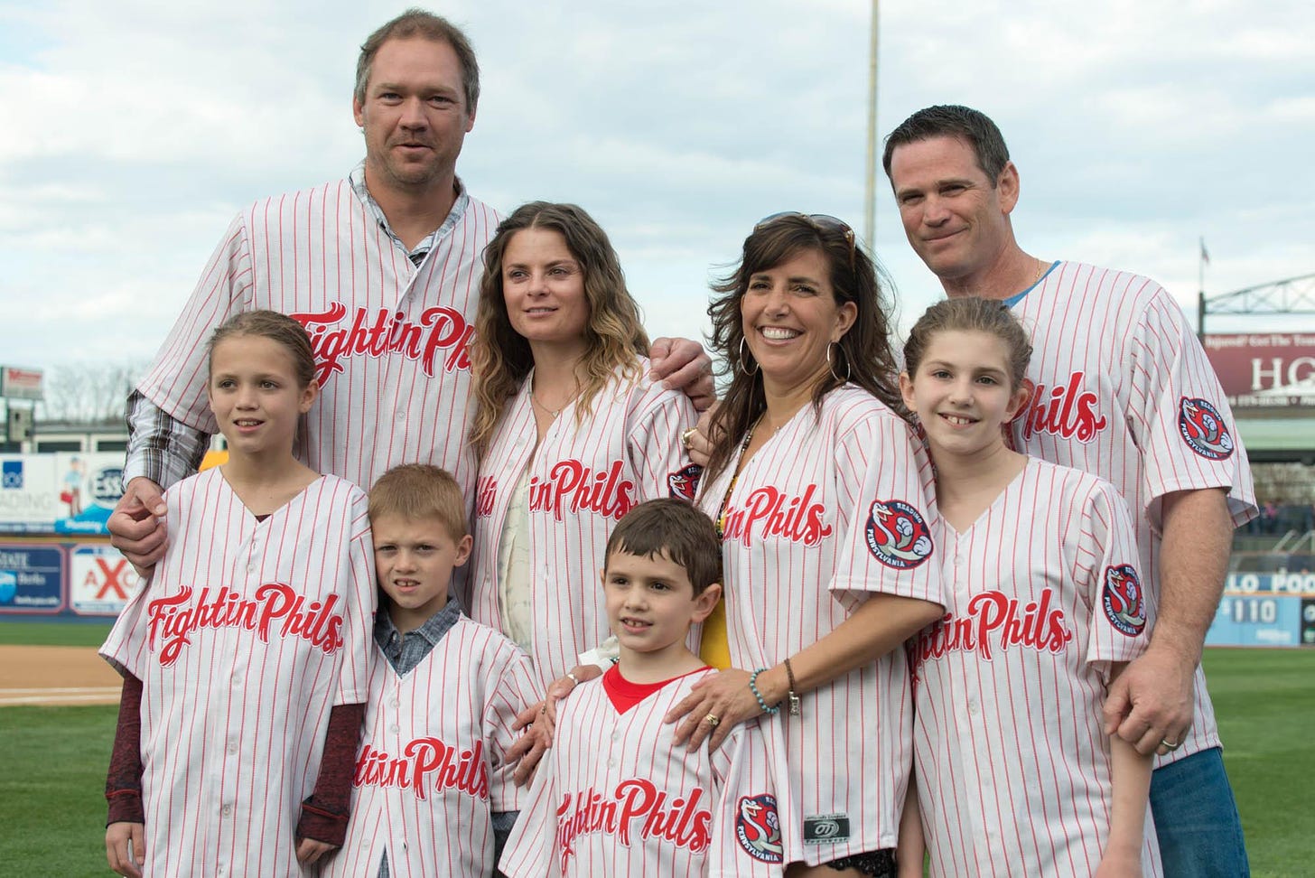Reading Fightin Phils on Twitter: "Scott Rolen &amp; Dan Held pose w/ their  families following their indcution to the Reading Baseball Hall of Fame.  http://t.co/6py06SMig4" / Twitter
