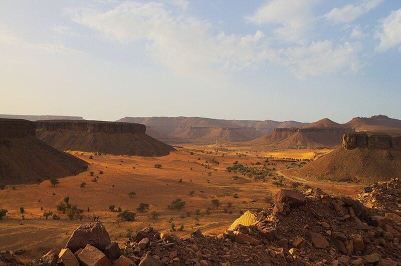 File:Best View In Mauritania (14980010810).jpg