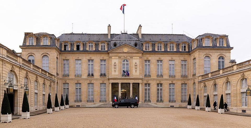File:Secretary Pompeo Arrives to Meet with French Foreign Minister Le Drian in Paris (50610423656) (cropped).jpg File:Secretary Pompeo Arrives to Meet with French Foreign Minister Le Drian in Paris (50610423656) (cropped).jpg