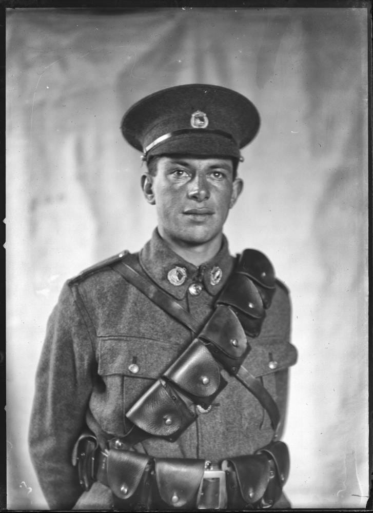 World War I soldier, 1910s