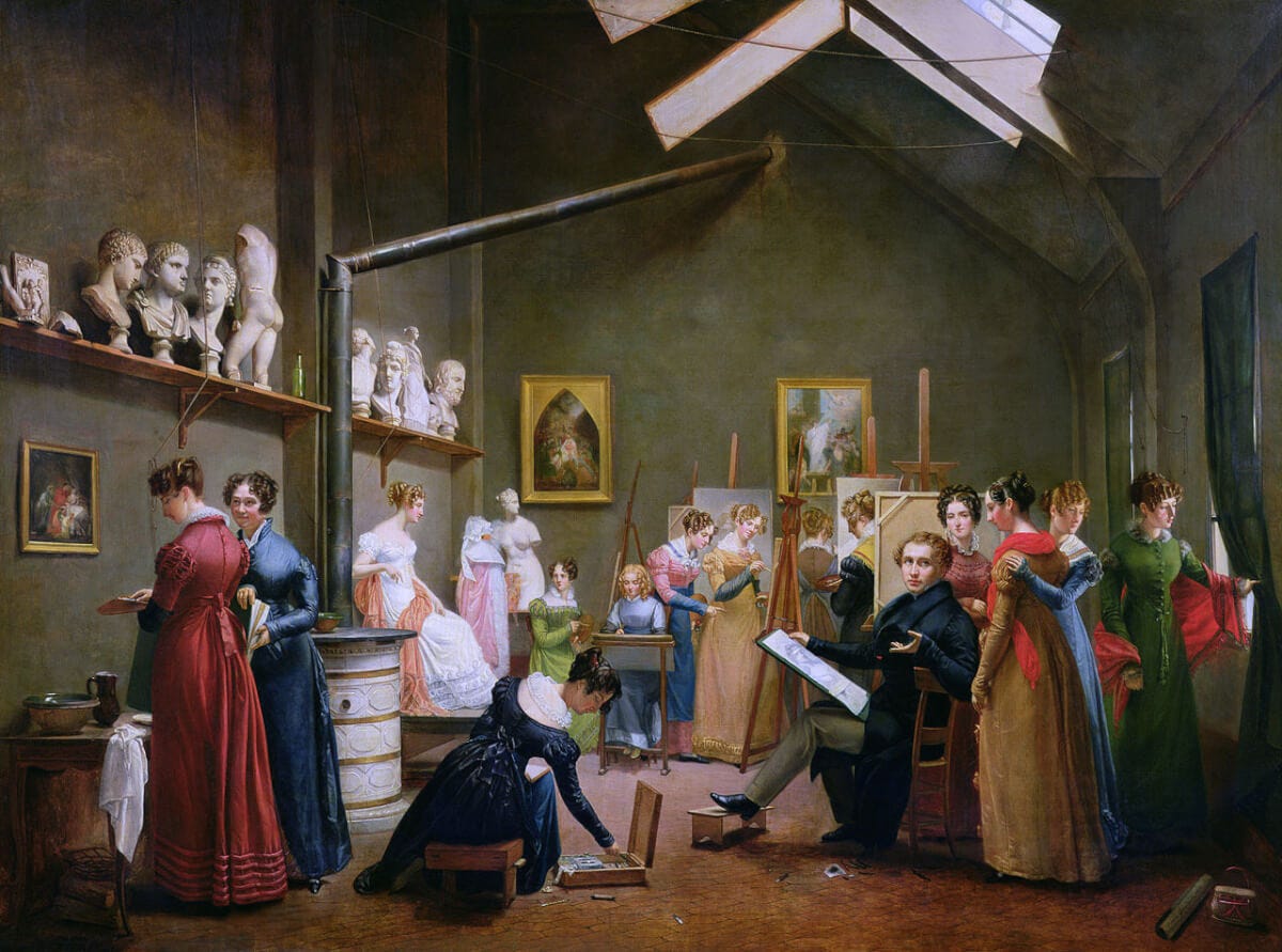Quadro com o fundo verde em um cômodo grande com teto de vidro, onde estão presentes várias mulheres da alta sociedade do século passado, estudando com um professor do sexo masculino sobre desenho e pintura