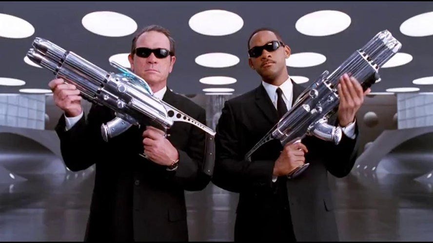 How Men in Black: International Connects to the Original Trilogy - IGN