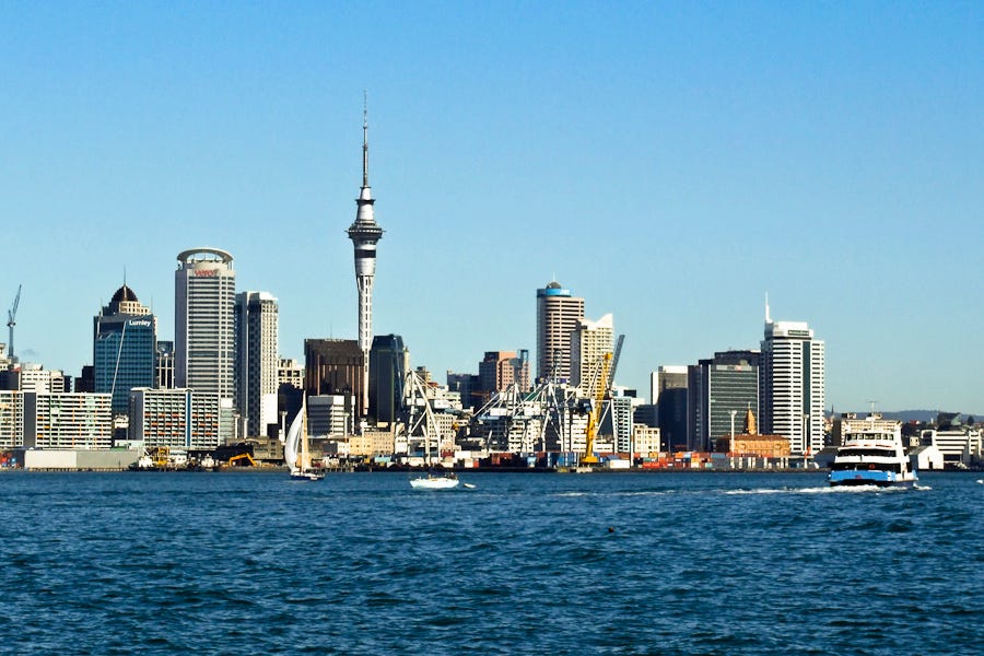 File:2-auckland-waterfront-NewZealand.jpg - Wikimedia Commons