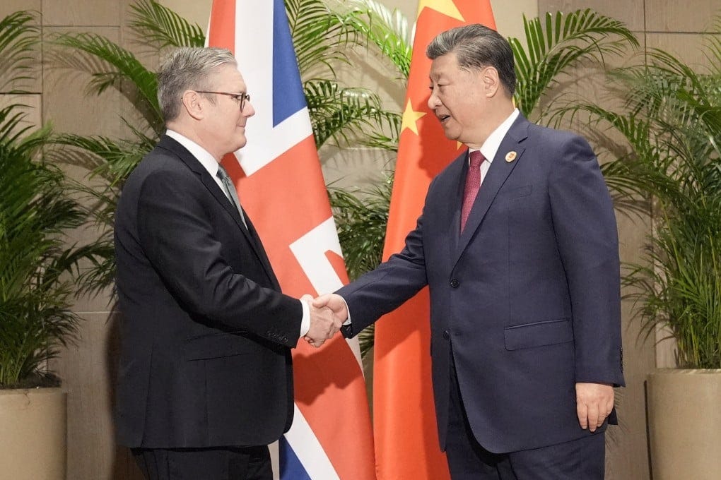 Chinese President Xi Jinping with British Prime Minister Keir Starmer on the sidelines of the G20 summit, in Rio de Janeiro, Brazil, on Monday. Photo: Reuters