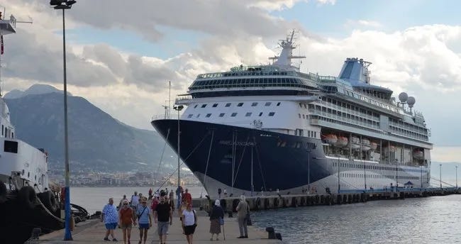 Marella Discovery 2, Alanya'ya 10 yıl sonra demirledi - Antalya Haberleri
