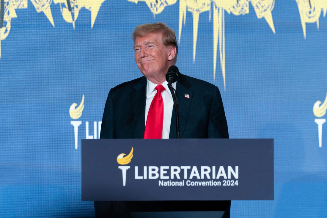 Trump confronts repeated booing during Libertarian convention speech |  News, Sports, Jobs - The Daily News