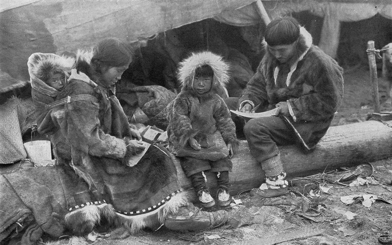 File:Eskimo Family NGM-v31-p564.jpg - Wikipedia