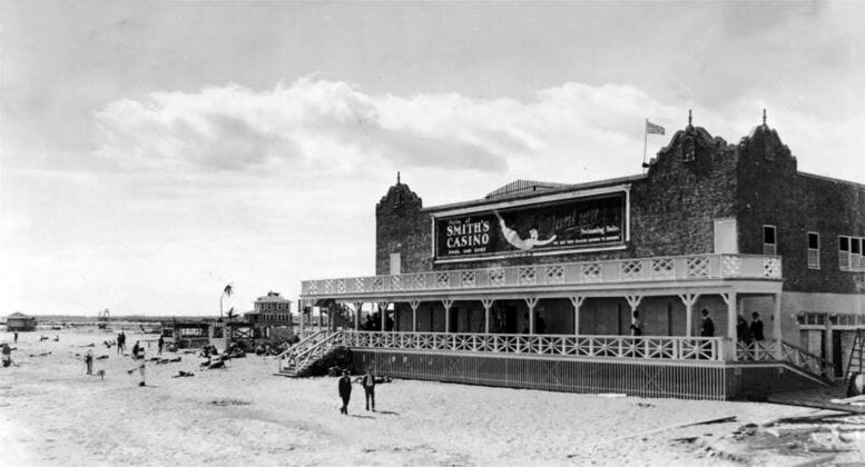 Figure 1: Smith's Casino on Biscayne Street in Miami Beach. Courtesy of HistoryMiami Museum.