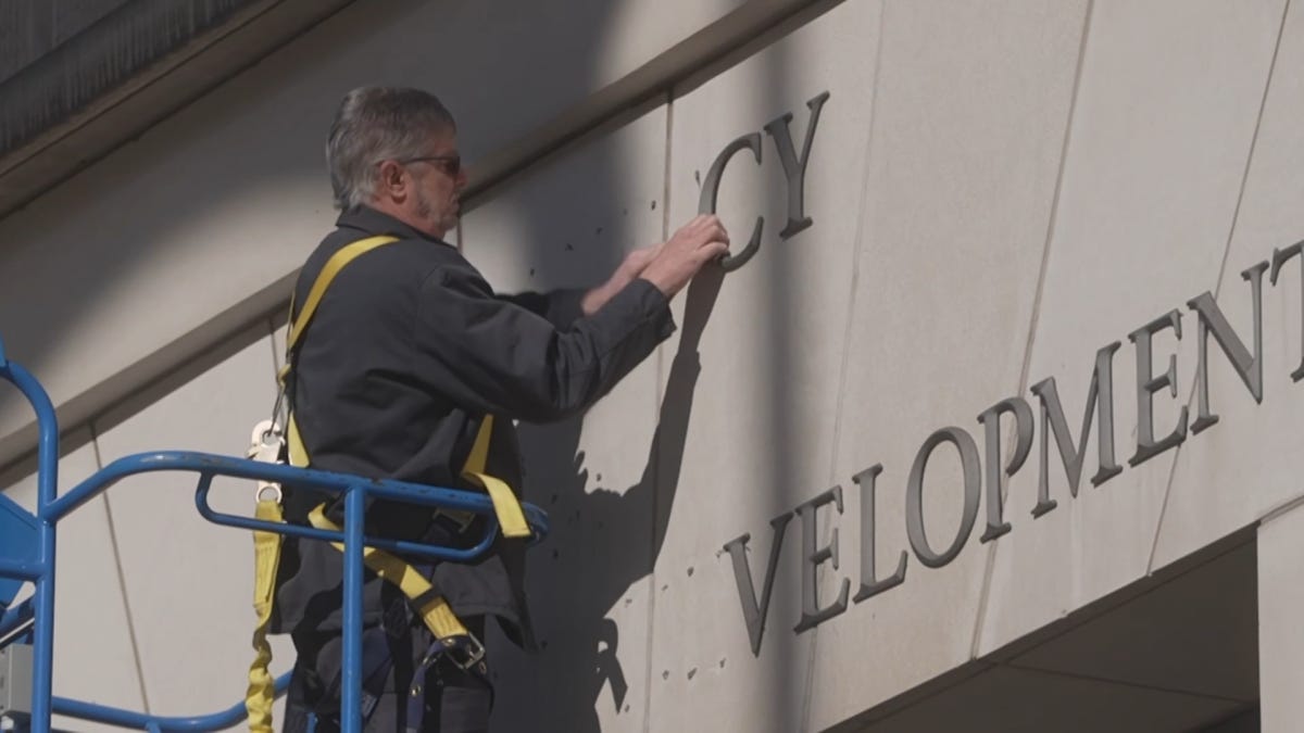 USAID signs removed from DC headquarters as workers ask federal judge to  pause Trump's actions – NBC4 Washington