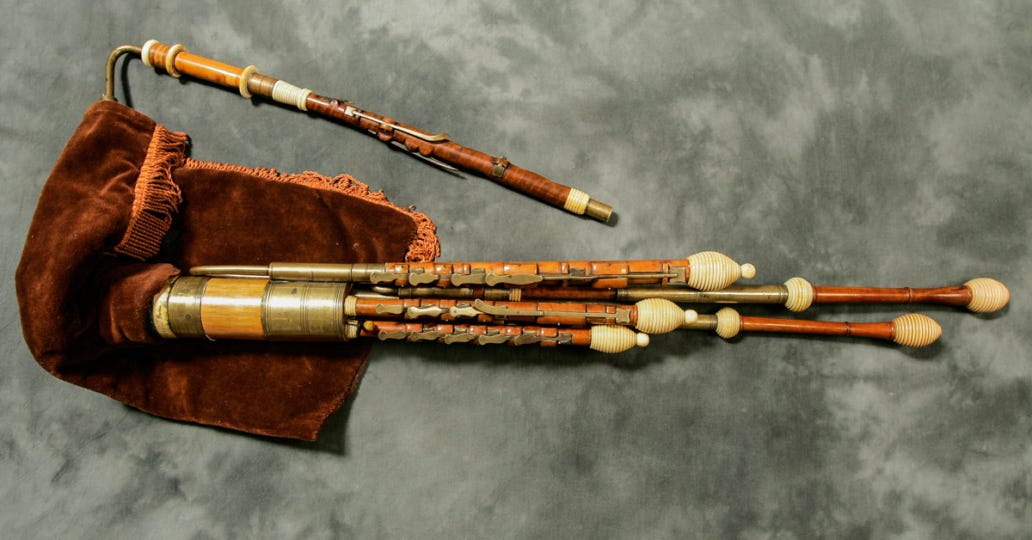 Rhymes with Chillin' : The Irish Uilleann Pipes - Center for World Music