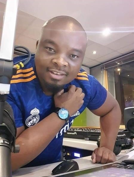 Phalaphala FM sport presenter Ramsey Rampfumedzi has died. 
