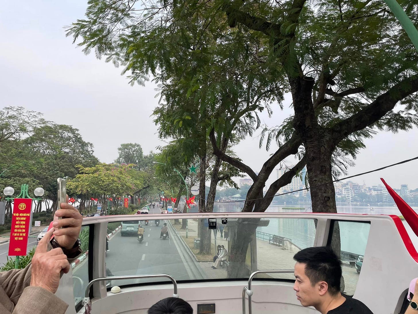 Không có mô tả ảnh.