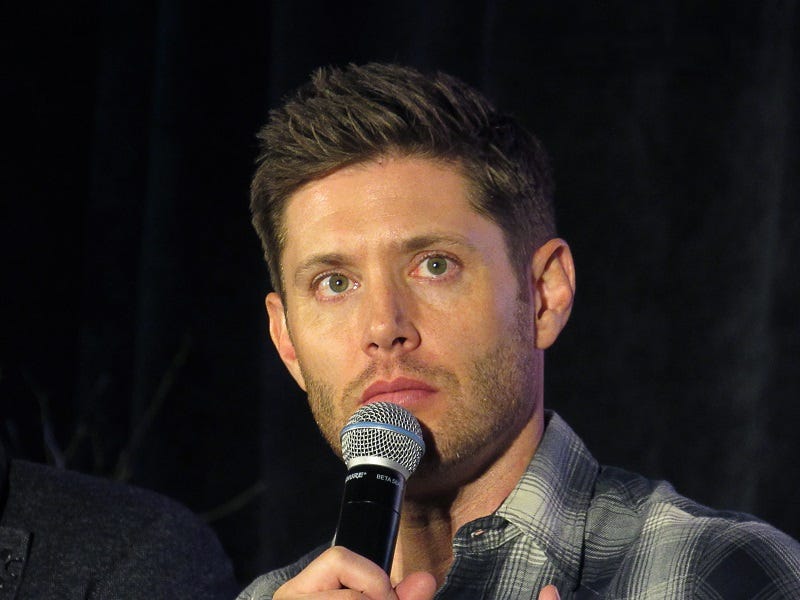 jensen ackles spndc 2017 movie tv tech geeks interview answers