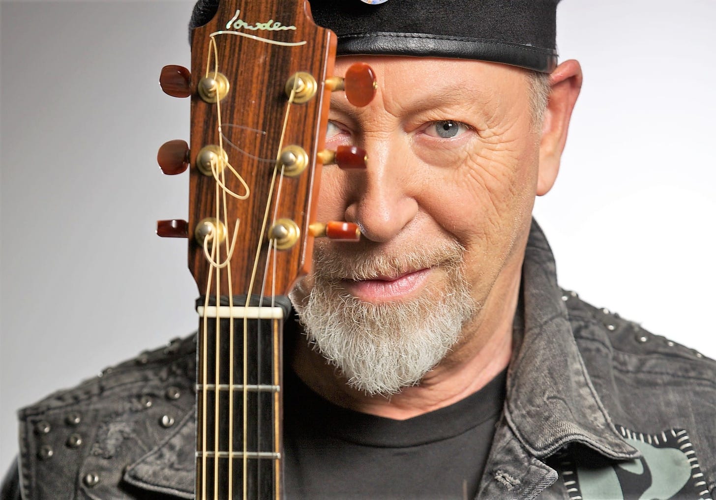 Visit NH : Richard Thompson - Solo Acoustic