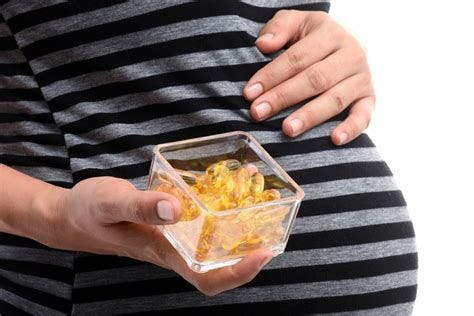 Fish Oil Supplements in Pregnancy Reduce Asthma Risk in Offspring